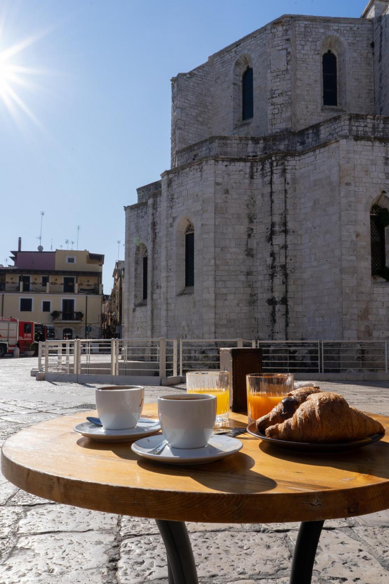 Duomo Guest House Barletta Esterno foto