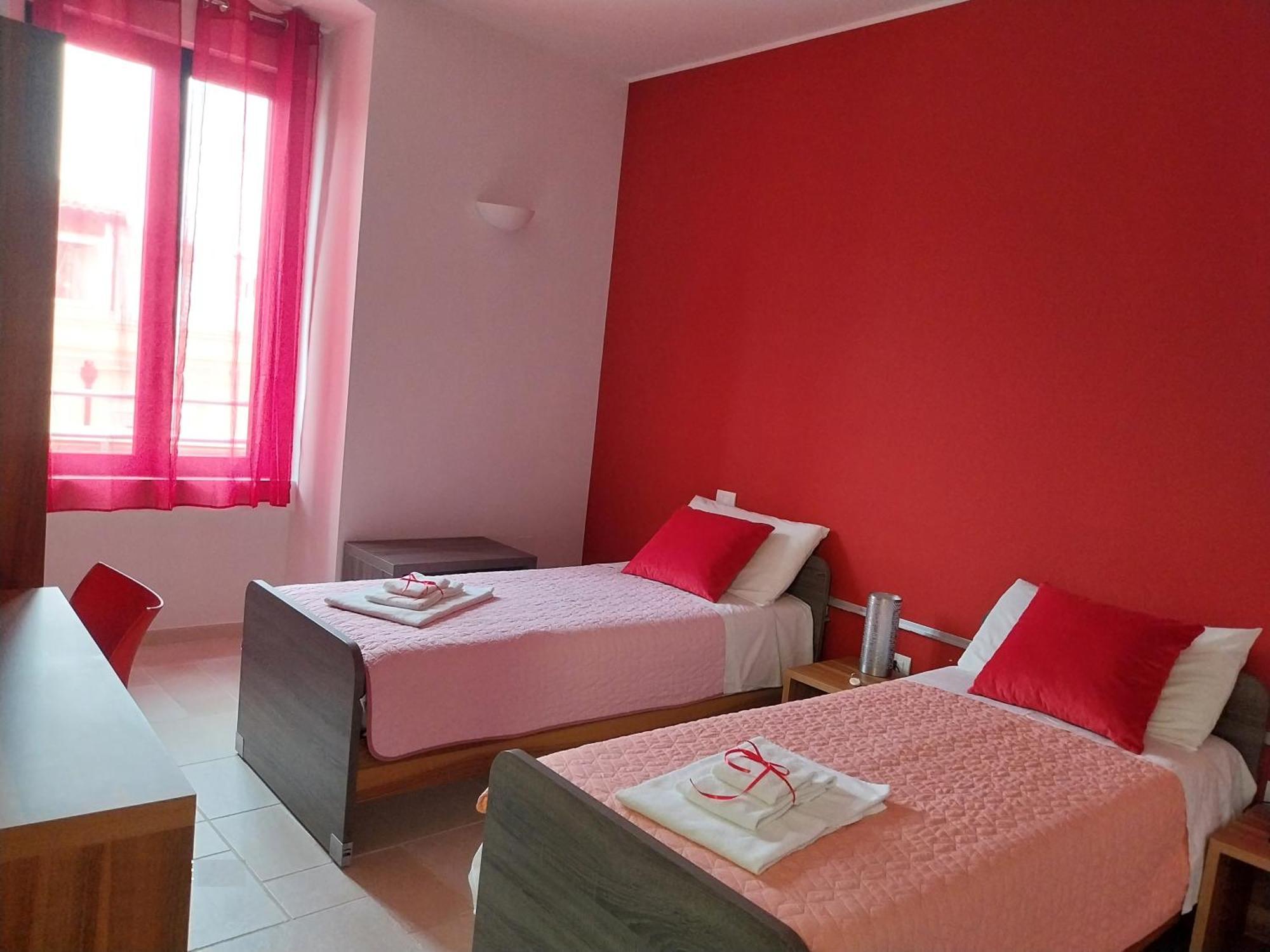 Duomo Guest House Barletta Esterno foto